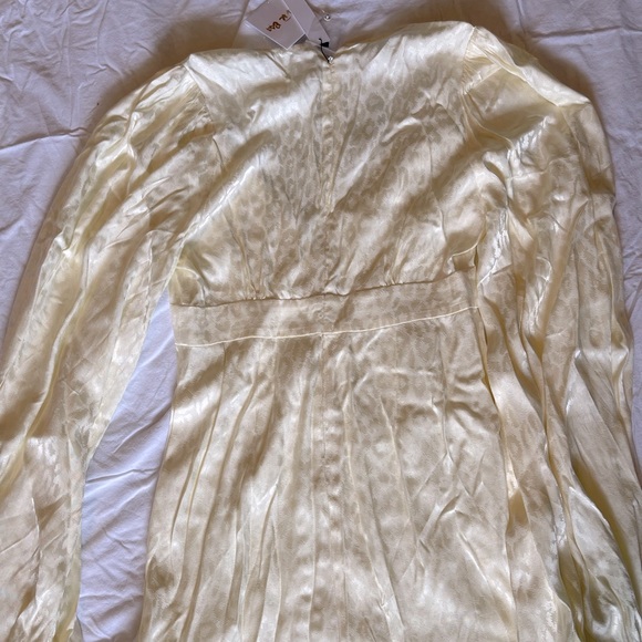 Rat and Boa Isabella Ballon Sleeve Dress NWT - Picture 3 of 4